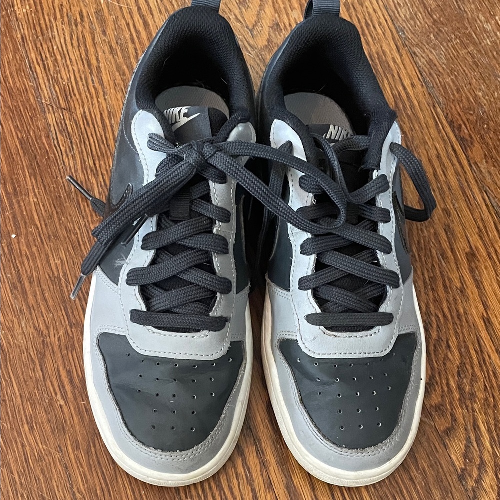 Nike Dual-Tone Black and Gray Shoes